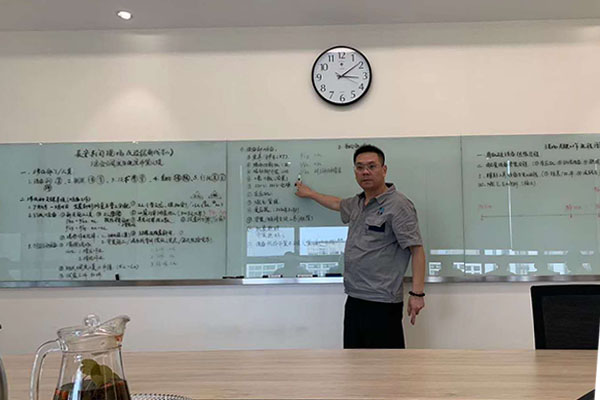 共勉-江苏喷塑设备厂美彩国际涂装应邀参加客户企业会议！